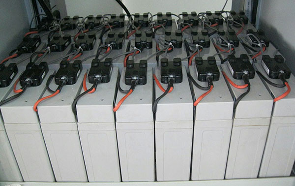 蓄電池內(nèi)阻監(jiān)測(cè)系統(tǒng)