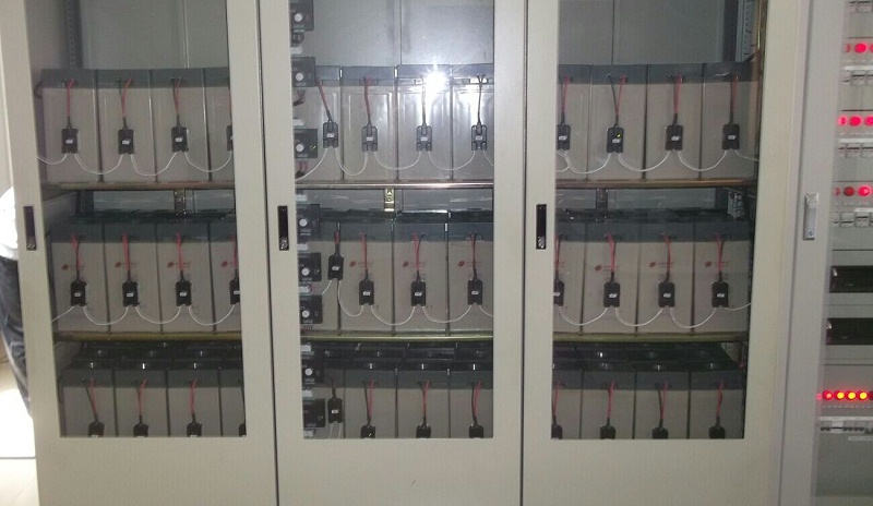 蓄電池內(nèi)阻監(jiān)測模塊