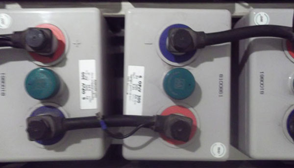 蓄電池在線監(jiān)測(cè)報(bào)警系統(tǒng)